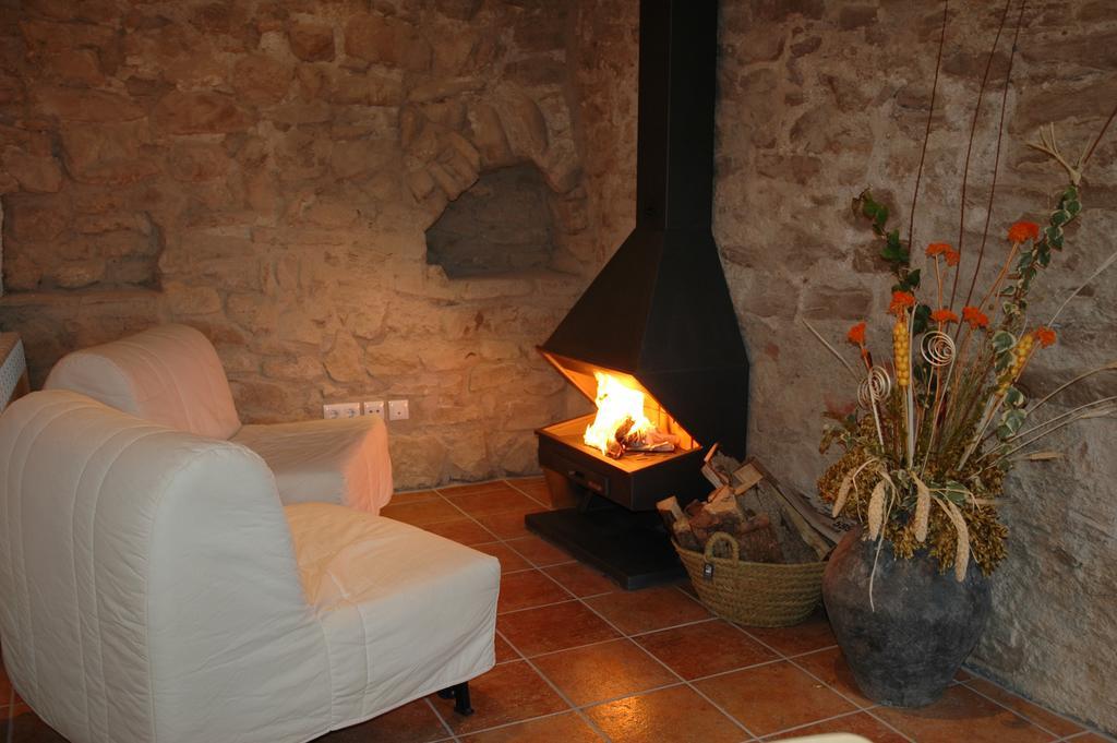 Casa Con Chimenea Y Vista Al Valle - Cal Valeriet Montsonis Ngoại thất bức ảnh